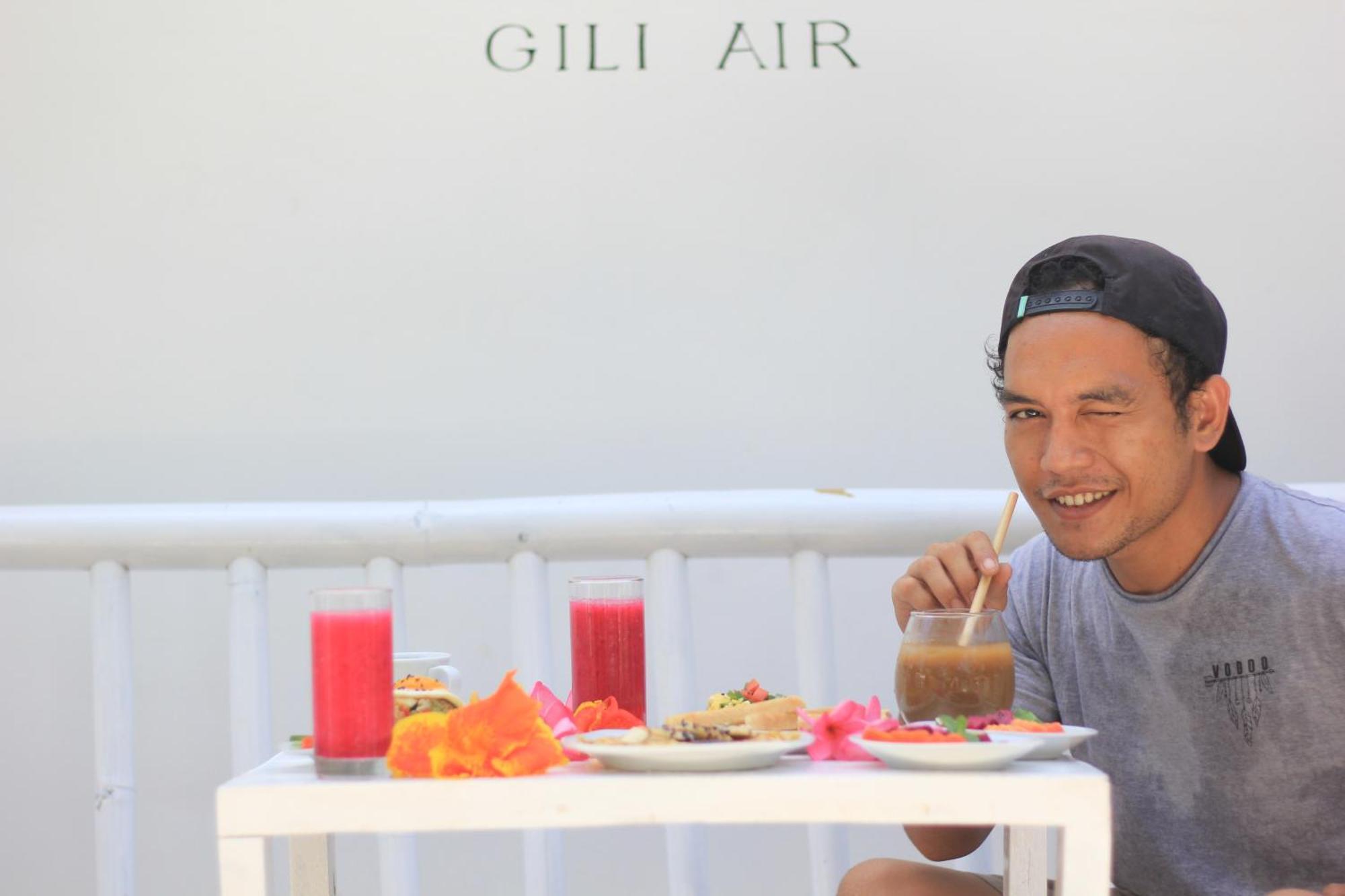 Kaktus Bungalow 2 Gili Air Buitenkant foto